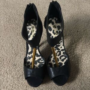 Black heels